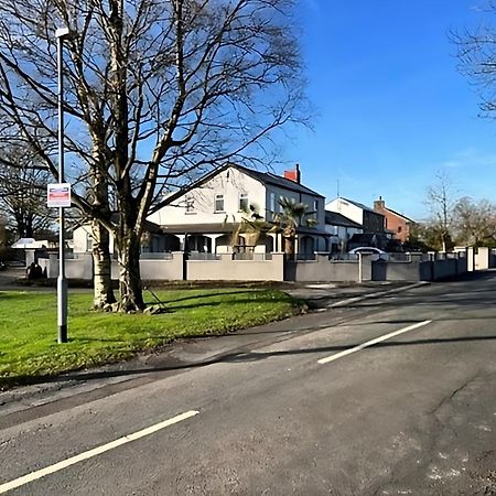 Spacious 2 Bed Ribble Valley Apartment Blackburn  Luaran gambar
